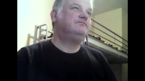 englishguysurrey online show from 02-06-26, 10:13