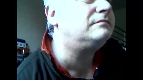 englishguysurrey online show from 04-16-26, 05:41