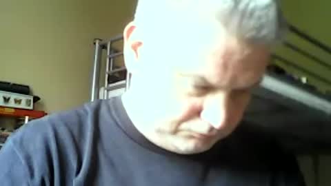 Snapshot of englishguysurrey chatting on 07-07-26, 09:57 englishguysurrey online show from 07-07-26, 09:57