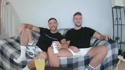Englishladxxx online show from 07-18-26, 04:11