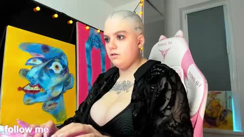 enigmastella online show from 12-22-25, 11:07