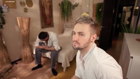 Johnny online show from 10-16-25, 03:35