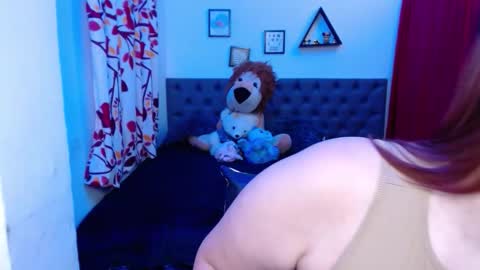 Lunamedel24 online show from 02-27-26, 04:56