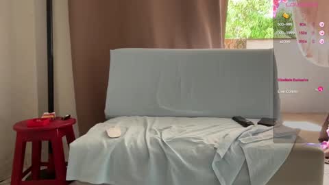 Snapshot of enjoythetrip chatting on 02-20-25, 06:35 Luke online show from 02-20-25, 06:35