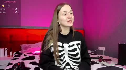 Snapshot of enn_allenn chatting on 01-08-25, 04:44 enn_allenn online show from 01-08-25, 04:44