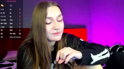 Snapshot of enn_allenn chatting on 02-15-25, 01:21 enn_allenn online show from 02-15-25, 01:21