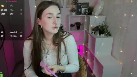 Snapshot of enn_allenn chatting on 10-02-25, 01:45 enn_allenn online show from 10-02-25, 01:45