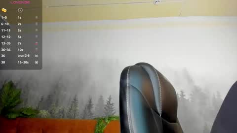 Snapshot of enn_allenn chatting on 10-16-25, 08:37 enn_allenn online show from 10-16-25, 08:37