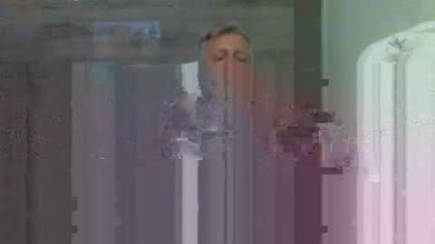 Enrique online show from 10-04-25, 08:51