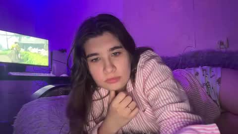 Snapshot of enyazhe chatting on 11-07-25, 06:30 hoenyazhe online show from 11-07-25, 06:30