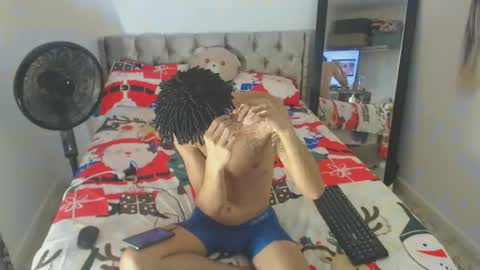 enyer_twin online show from 12-17-25, 11:33