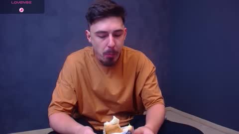 EnzoRace online show from 11-28-25, 05:54