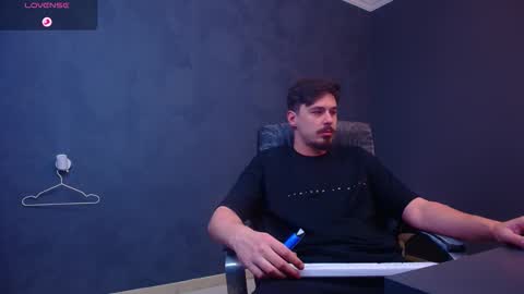 EnzoRace online show from 01-16-26, 05:22