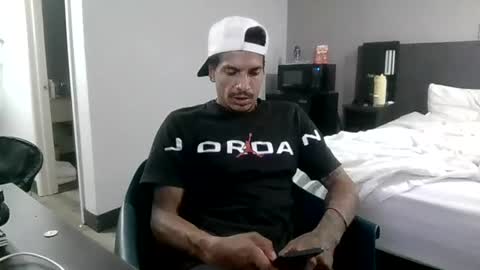 epicd512 online show from 07-21-26, 06:49