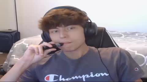 Snapshot of eprahsdahc chatting on 09-24-25, 03:54 eprahsdahc online show from 09-24-25, 03:54