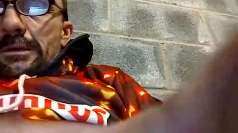 Snapshot of er693r chatting on 02-28-25, 03:04 er693r online show from 02-28-25, 03:04