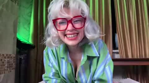 Alissa online show from 05-18-26, 07:09