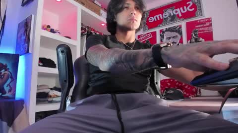 Tht BOSS Eren online show from 11-20-25, 09:25