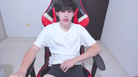 eren_tatakae online show from 02-01-26, 03:16