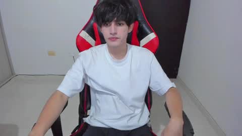 Snapshot of eren_tatakae chatting on 04-27-26, 02:09 eren_tatakae online show from 04-27-26, 02:09