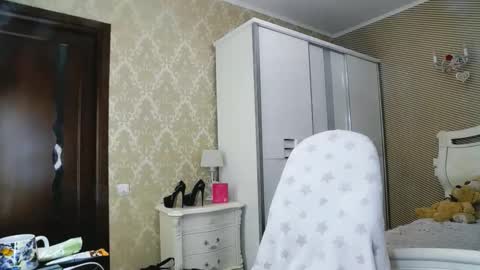 erencia online show from 10-19-25, 06:58