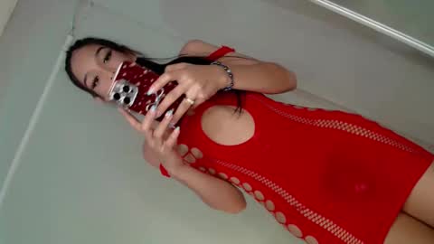 Elisa online show from 02-26-25, 10:42