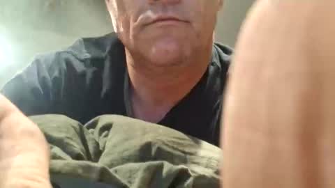 Snapshot of eric4698523103 chatting on 11-02-25, 08:28 eric4698523103 online show from 11-02-25, 08:28