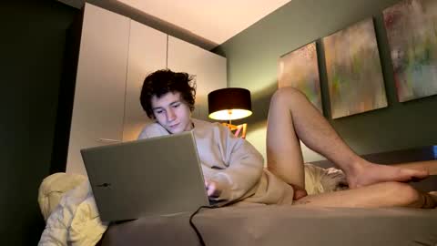 Eric Carrotman online show from 10-25-25, 02:02