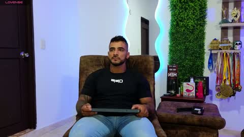 Brayan online show from 12-24-24, 10:49