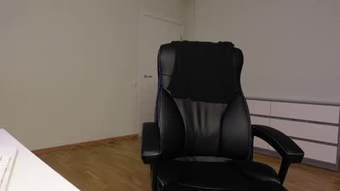    online show from 10-22-25, 08:30