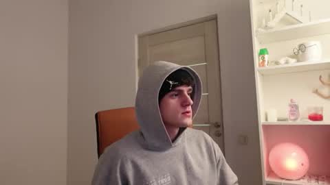    online show from 11-26-25, 02:18