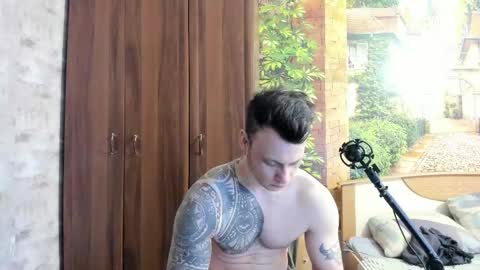 Eric online show from 01-14-26, 01:55