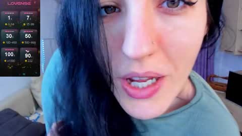 Erika online show from 01-16-26, 05:44