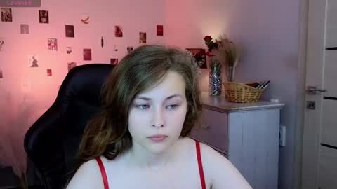 Snapshot of ericawilds chatting on 07-26-26, 12:34 Erica online show from 07-26-26, 12:34