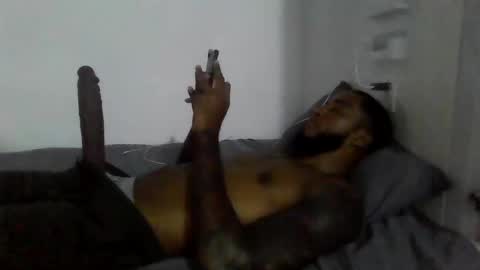 Snapshot of ericbuck chatting on 12-17-24, 10:11 Eric Buck online show from 12-17-24, 10:11