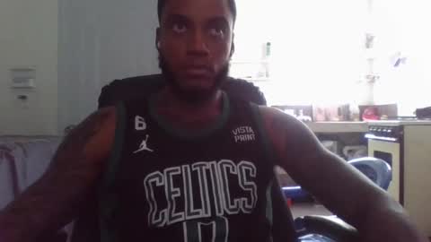 Snapshot of ericbuck chatting on 12-18-24, 05:52 Eric Buck online show from 12-18-24, 05:52