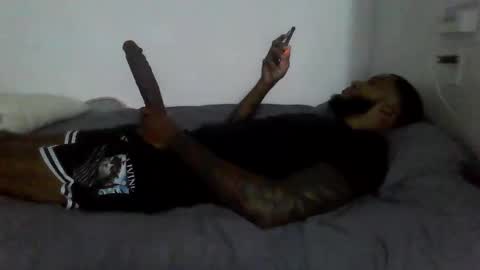 Snapshot of ericbuck chatting on 12-23-24, 11:57 Eric Buck online show from 12-23-24, 11:57