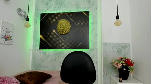   online show from 01-05-25, 03:43