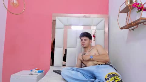 Snapshot of erickandnatasha_ chatting on 02-27-26, 11:21 Erick y Natasha online show from 02-27-26, 11:21