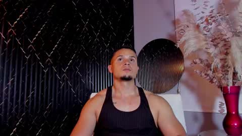 Snapshot of erickdowell chatting on 02-22-25, 05:55 Erick online show from 02-22-25, 05:55