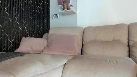 Erick online show from 04-01-26, 01:41