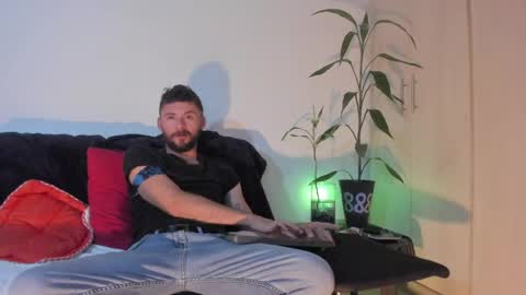 erickpritz_xh online show from 05-09-26, 01:55