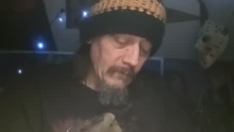 Snapshot of ericlovestacos chatting on 02-25-25, 04:35 ericlovestacos online show from 02-25-25, 04:35