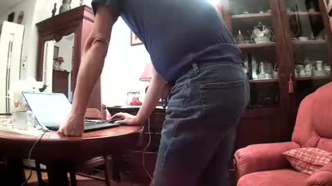 Steph et Eric online show from 11-27-25, 10:28