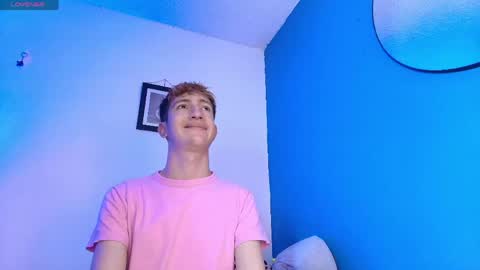 Snapshot of erik_golden_ chatting on 05-14-26, 08:37 I am Erik online show from 05-14-26, 08:37