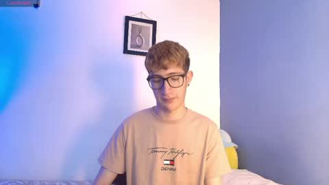 Snapshot of erik_golden_ chatting on 05-16-26, 07:56 I am Erik online show from 05-16-26, 07:56