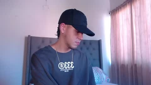 Erik rodriguez online show from 06-11-26, 08:07