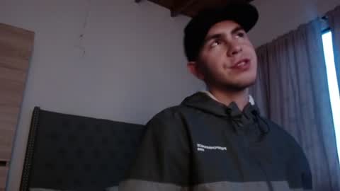 Erik rodriguez online show from 06-19-26, 10:52