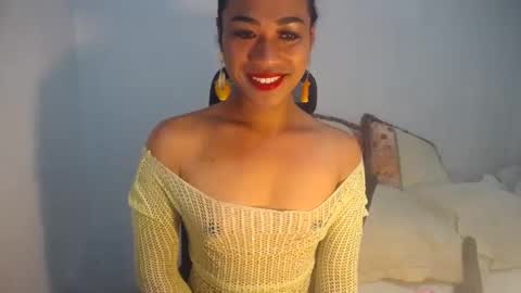 Snapshot of erika_madrigal chatting on 12-23-24, 11:49 erika_madrigal online show from 12-23-24, 11:49