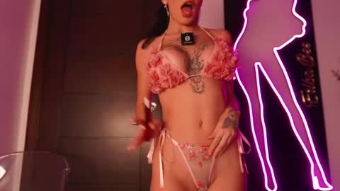 Venus Skye online show from 11-18-25, 08:13